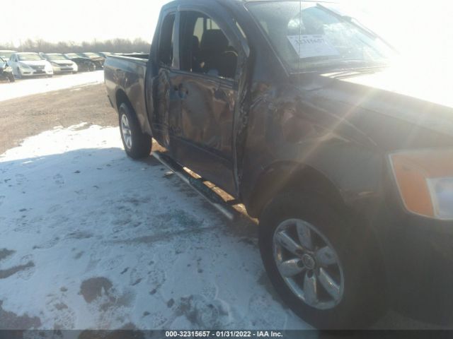 Photo 5 VIN: 1N6AA0CC4AN318440 - NISSAN TITAN 