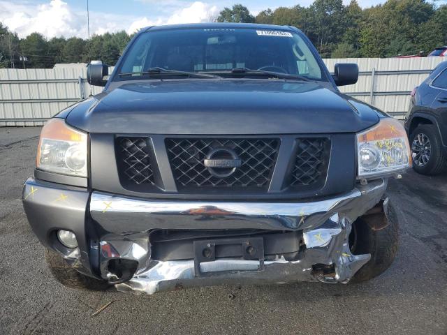 Photo 4 VIN: 1N6AA0CC4BN320917 - NISSAN TITAN 