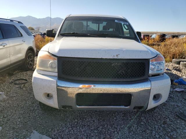 Photo 4 VIN: 1N6AA0CC4BN321596 - NISSAN TITAN 