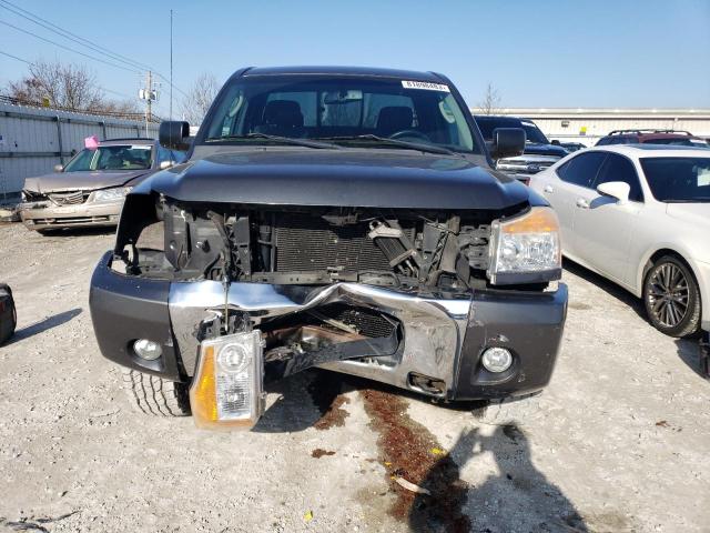 Photo 4 VIN: 1N6AA0CC8AN323401 - NISSAN TITAN 