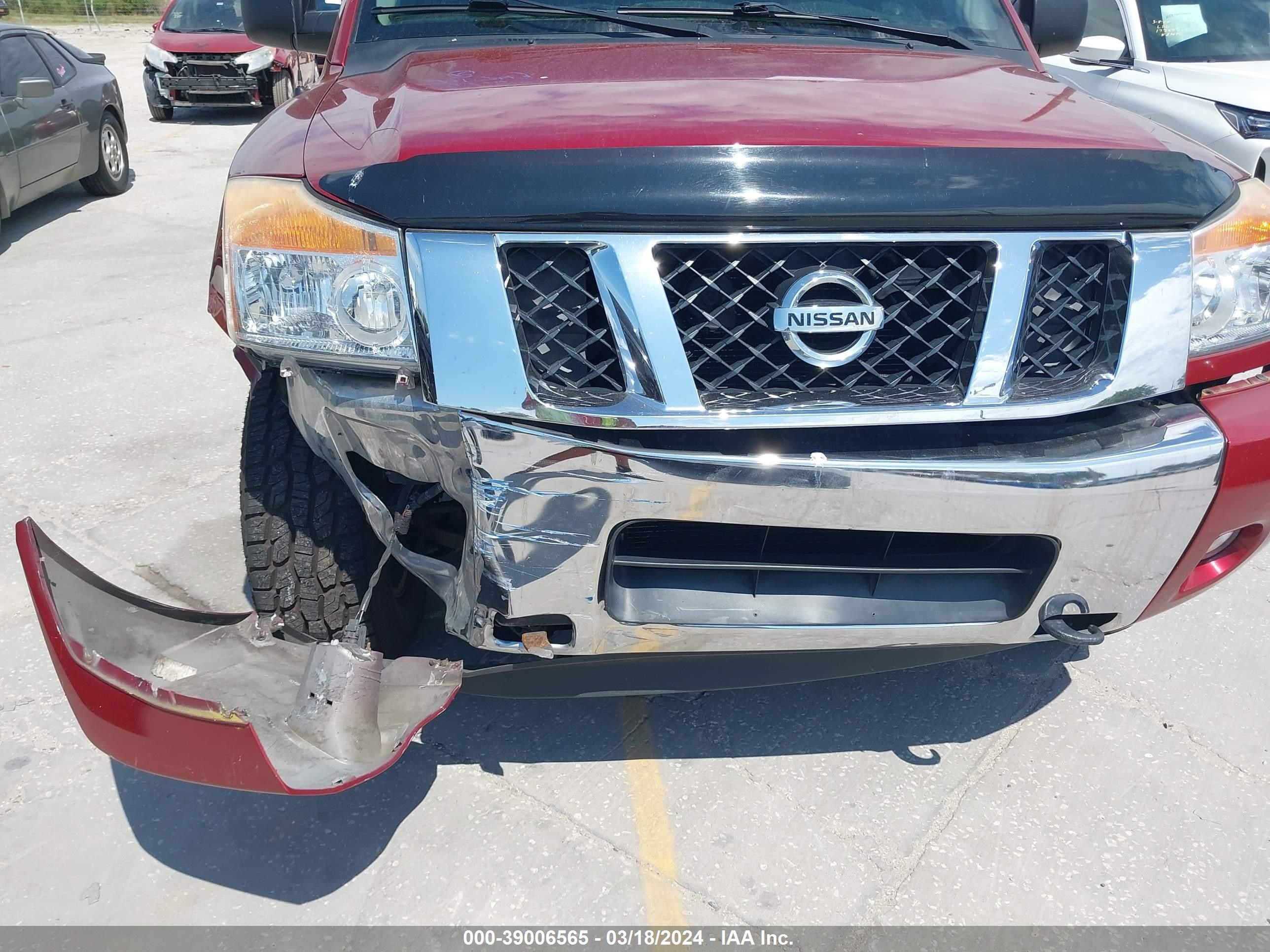 Photo 11 VIN: 1N6AA0CCXDN304899 - NISSAN TITAN 