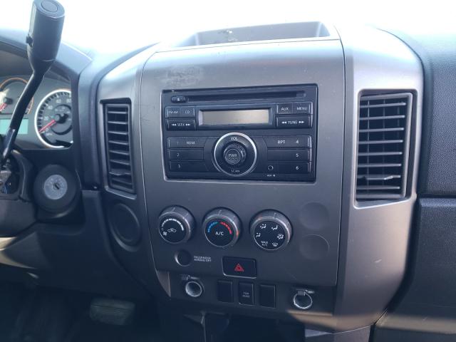 Photo 8 VIN: 1N6AA0CHXDN304476 - NISSAN TITAN S 