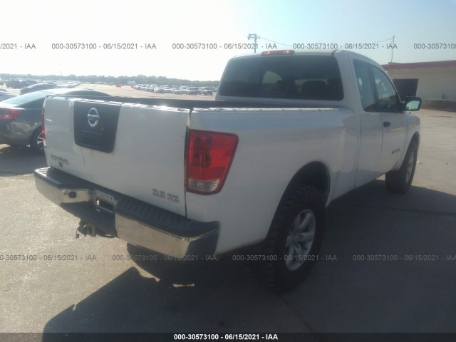 Photo 3 VIN: 1N6AA0CJ9AN316794 - NISSAN TITAN 