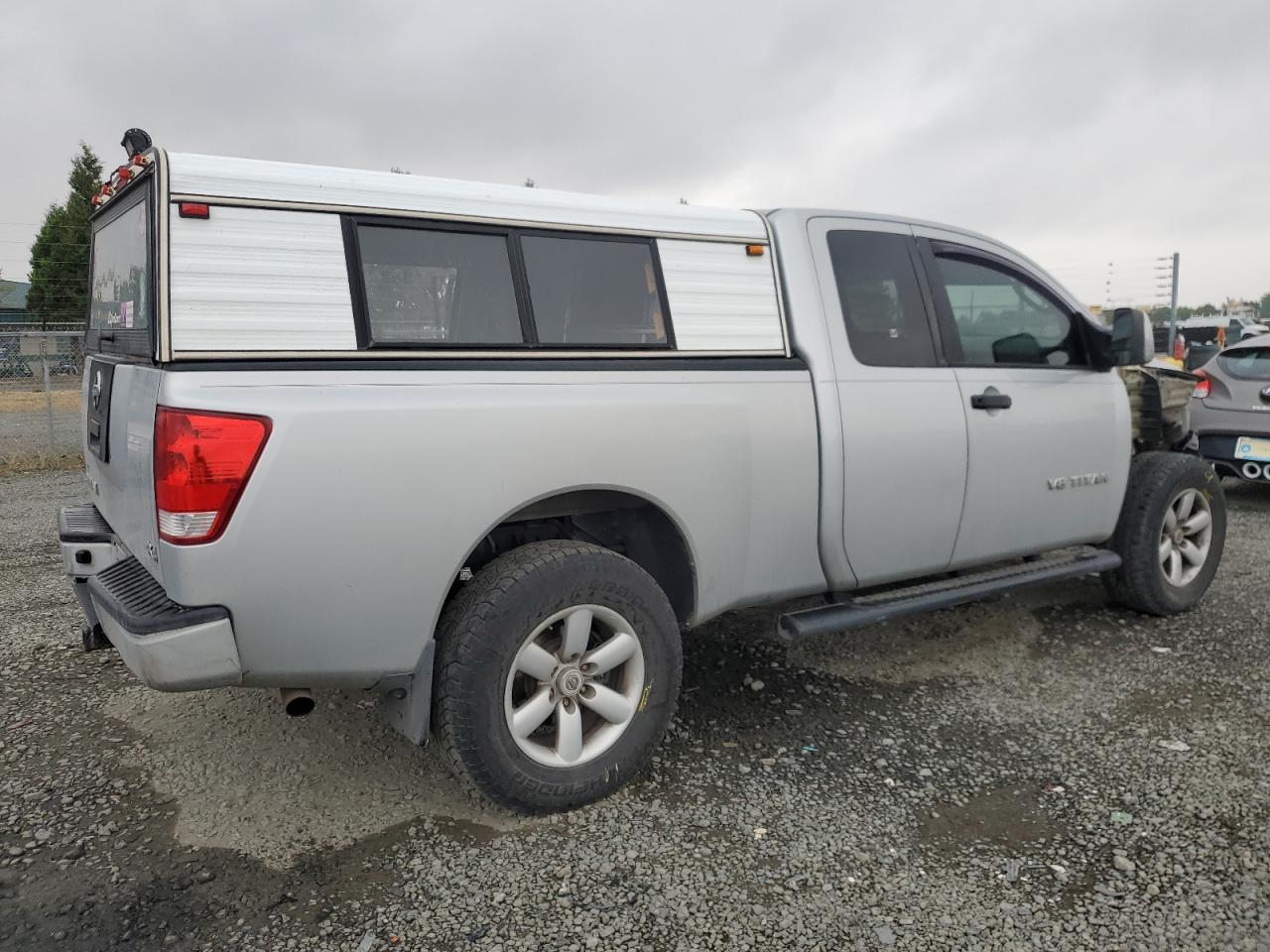 Photo 2 VIN: 1N6AA0CJ9BN316389 - NISSAN TITAN 