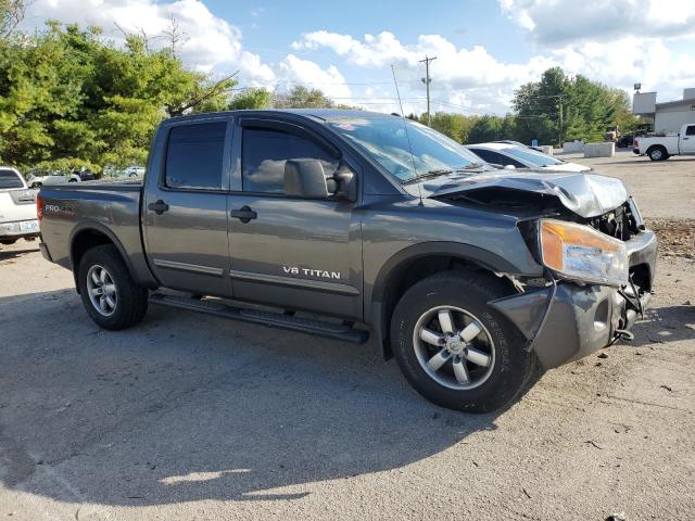 Photo 3 VIN: 1N6AA0EC0CN303563 - NISSAN TITAN 