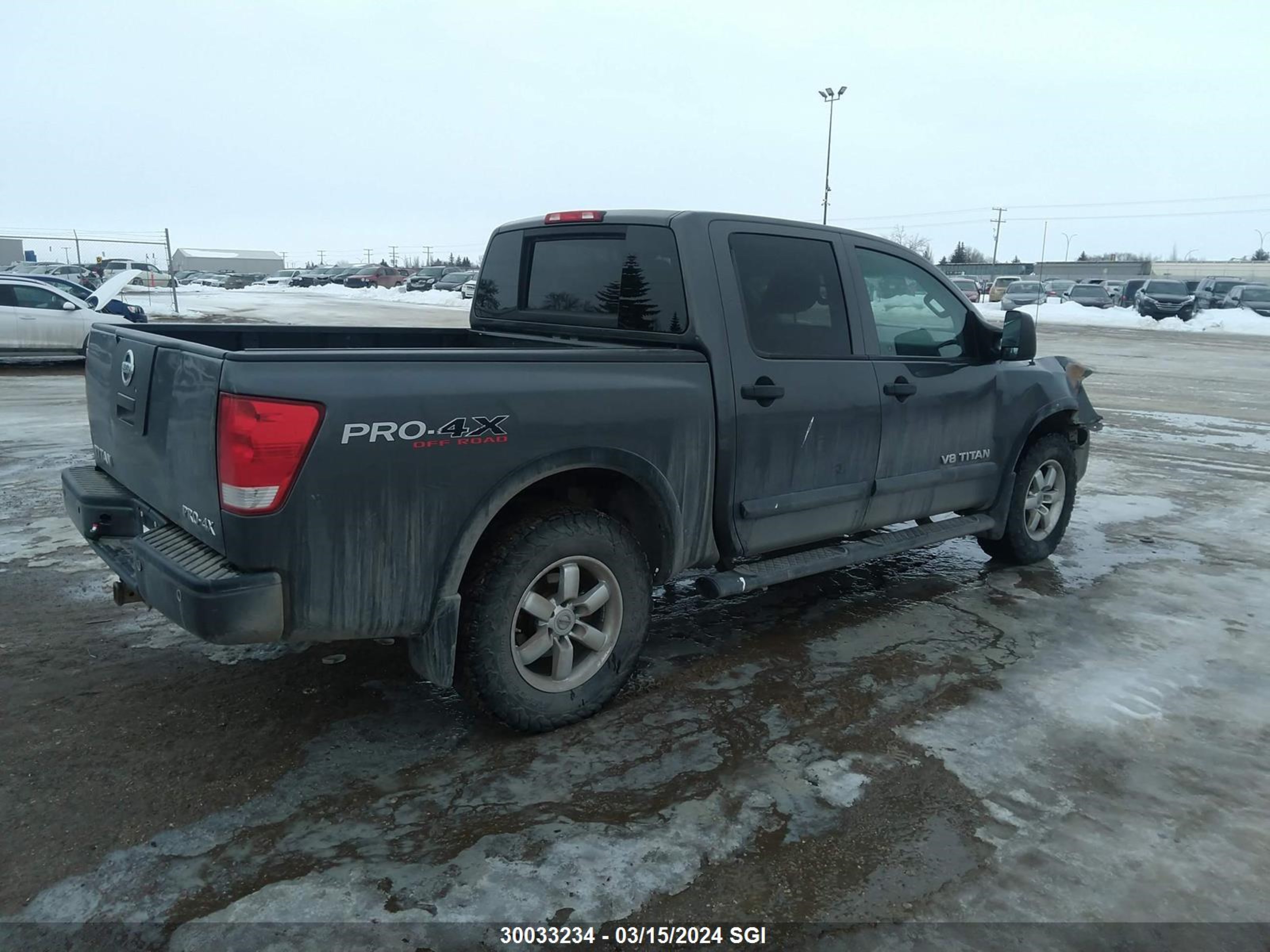 Photo 3 VIN: 1N6AA0EC0CN318760 - NISSAN TITAN 