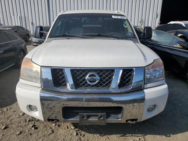 Photo 4 VIN: 1N6AA0EC1BN306891 - NISSAN TITAN S 