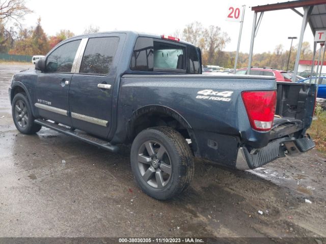 Photo 2 VIN: 1N6AA0EC1FN500827 - NISSAN TITAN 