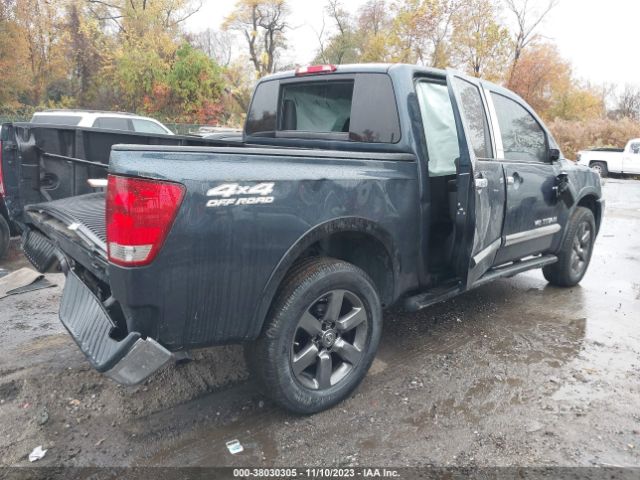 Photo 3 VIN: 1N6AA0EC1FN500827 - NISSAN TITAN 