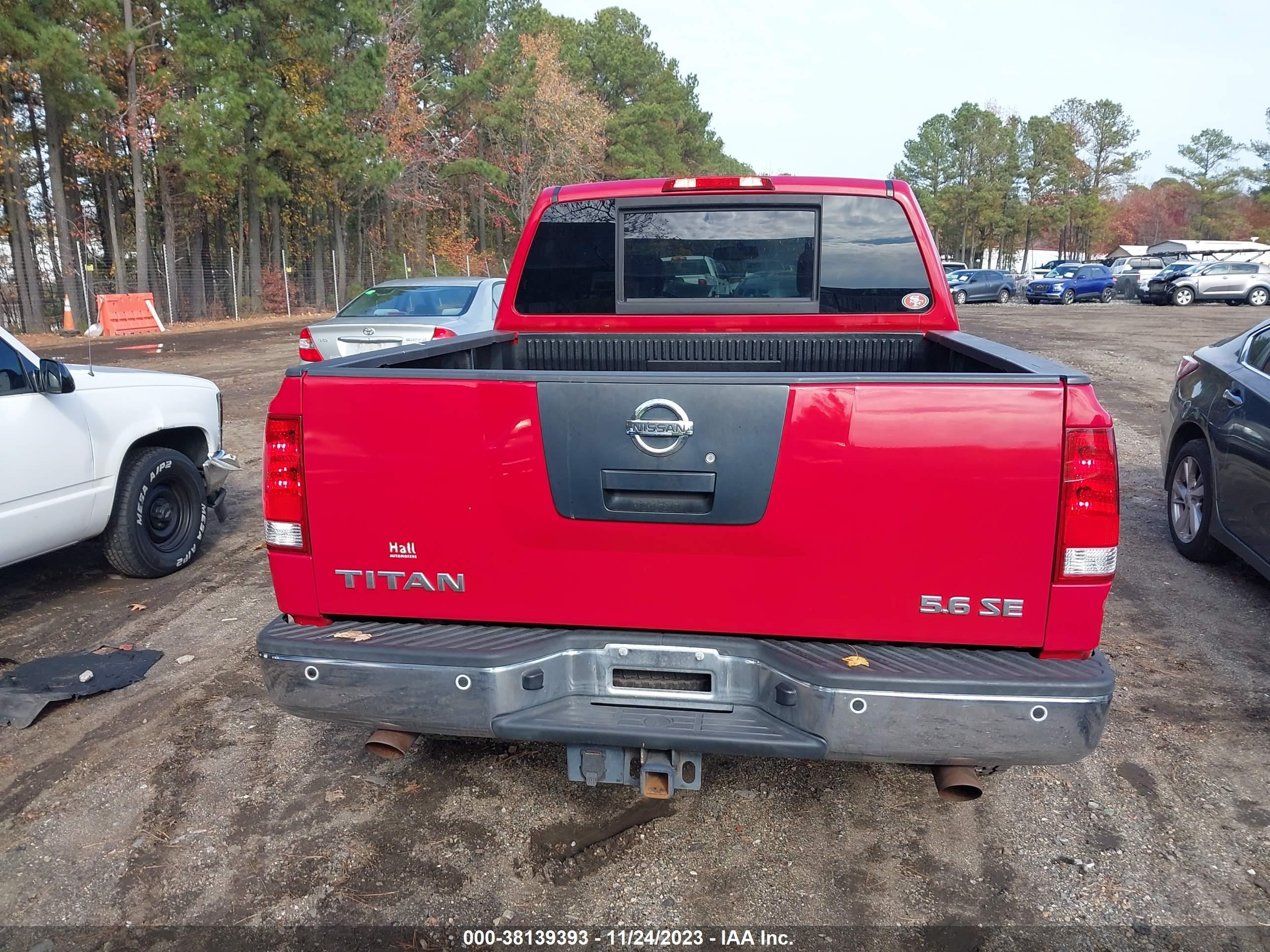 Photo 15 VIN: 1N6AA0EC2AN325142 - NISSAN TITAN 