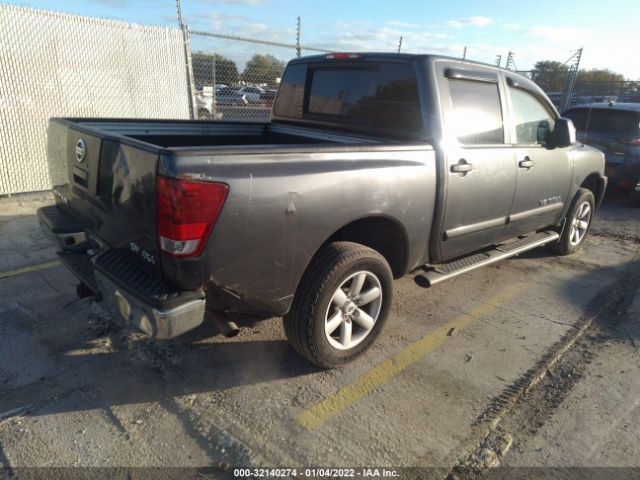 Photo 3 VIN: 1N6AA0EC2CN312944 - NISSAN TITAN 