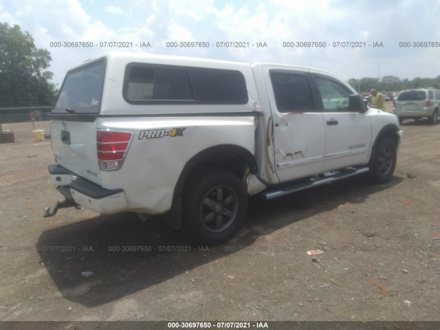 Photo 3 VIN: 1N6AA0EC3EN518180 - NISSAN TITAN 