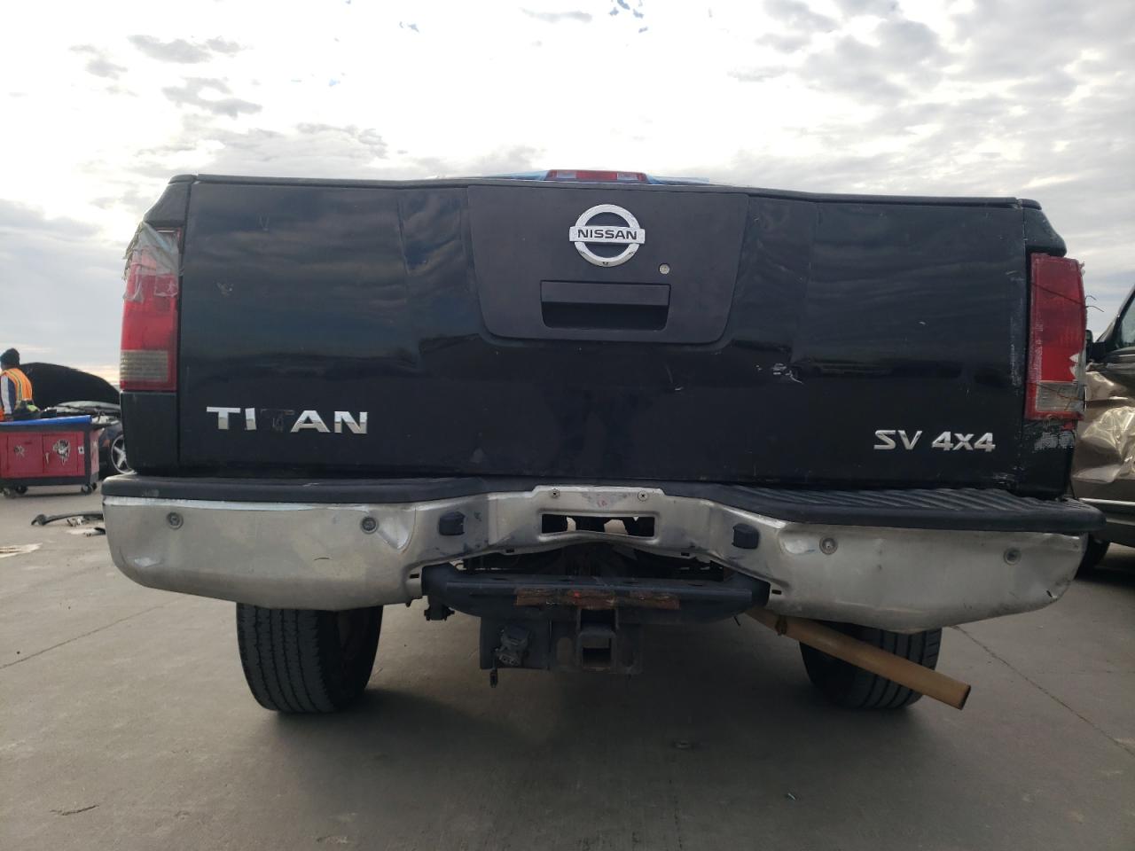 Photo 5 VIN: 1N6AA0EC4BN308201 - NISSAN TITAN 