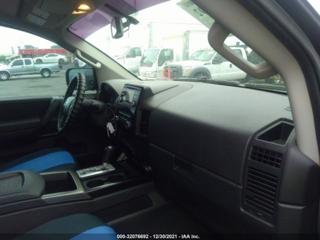 Photo 4 VIN: 1N6AA0EC4EN506250 - NISSAN TITAN 