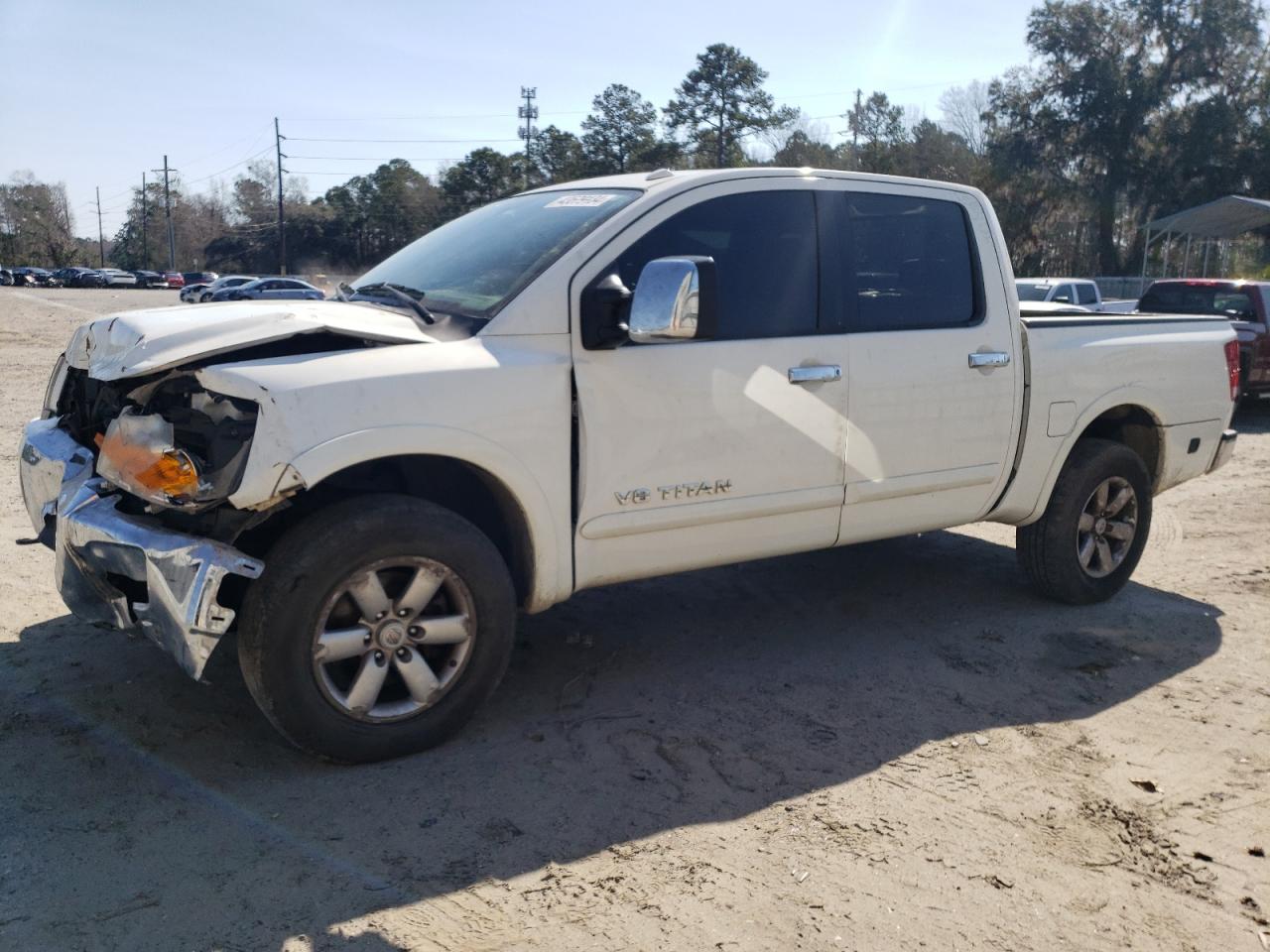 Photo 0 VIN: 1N6AA0EC5AN305855 - NISSAN TITAN 