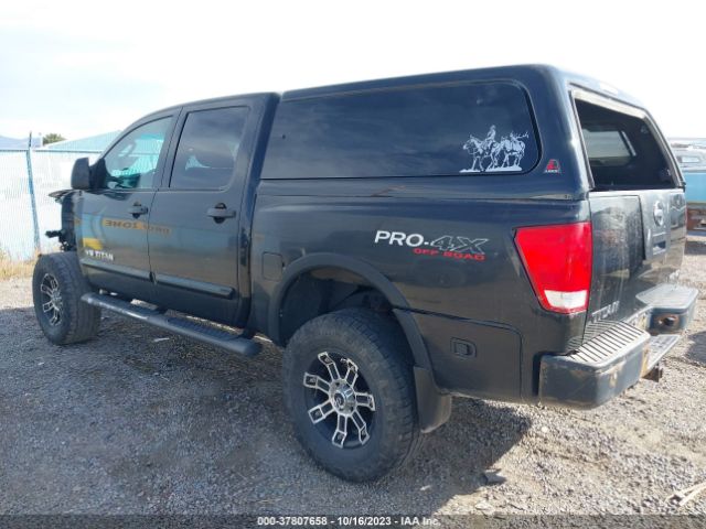 Photo 2 VIN: 1N6AA0EC5AN307833 - NISSAN TITAN 