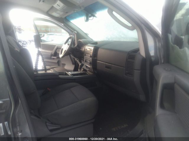 Photo 4 VIN: 1N6AA0EC5BN322530 - NISSAN TITAN 