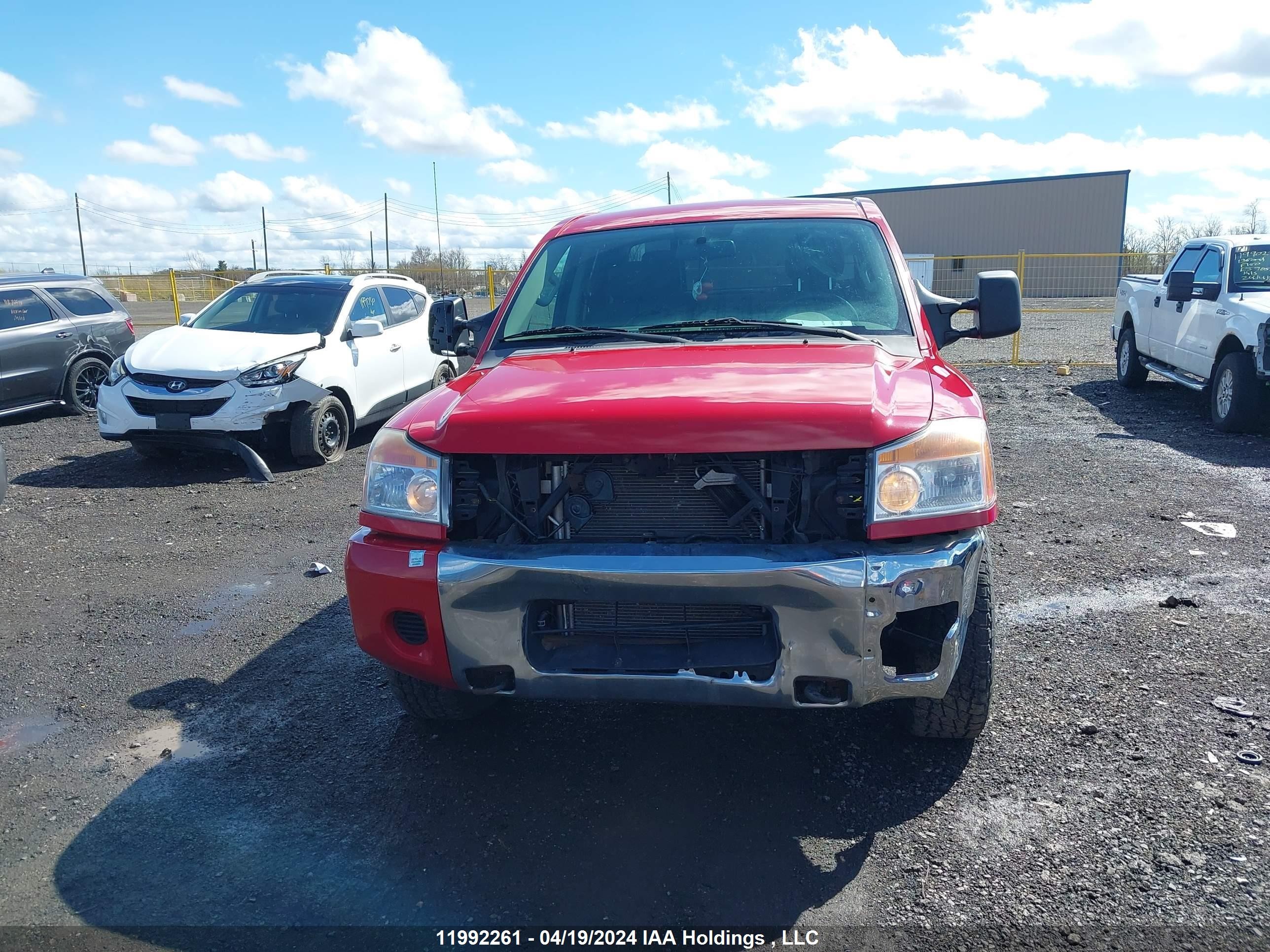 Photo 11 VIN: 1N6AA0EC5CN329513 - NISSAN TITAN 