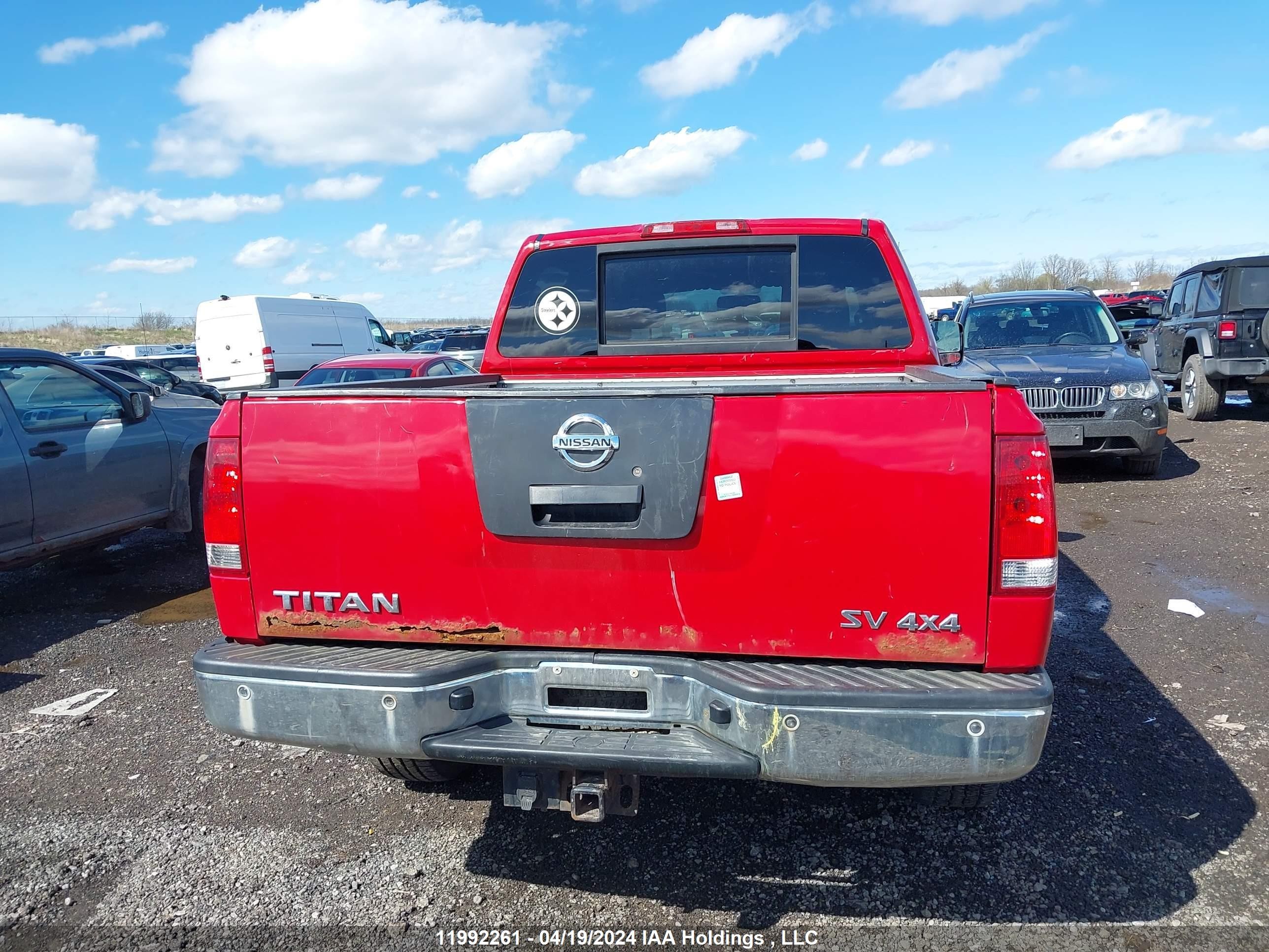 Photo 15 VIN: 1N6AA0EC5CN329513 - NISSAN TITAN 