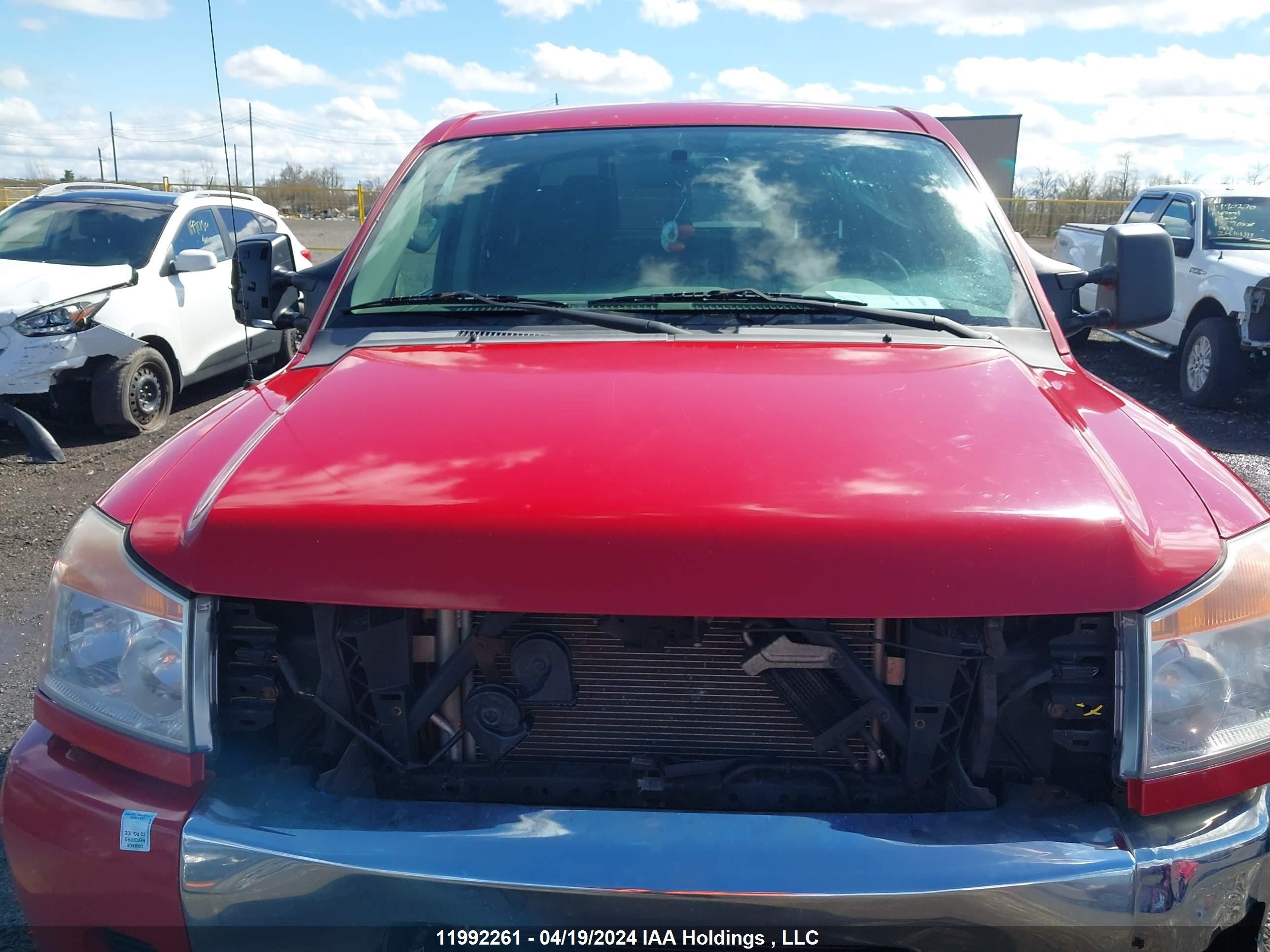 Photo 9 VIN: 1N6AA0EC5CN329513 - NISSAN TITAN 