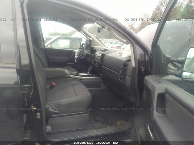 Photo 4 VIN: 1N6AA0EC6AN316864 - NISSAN TITAN 