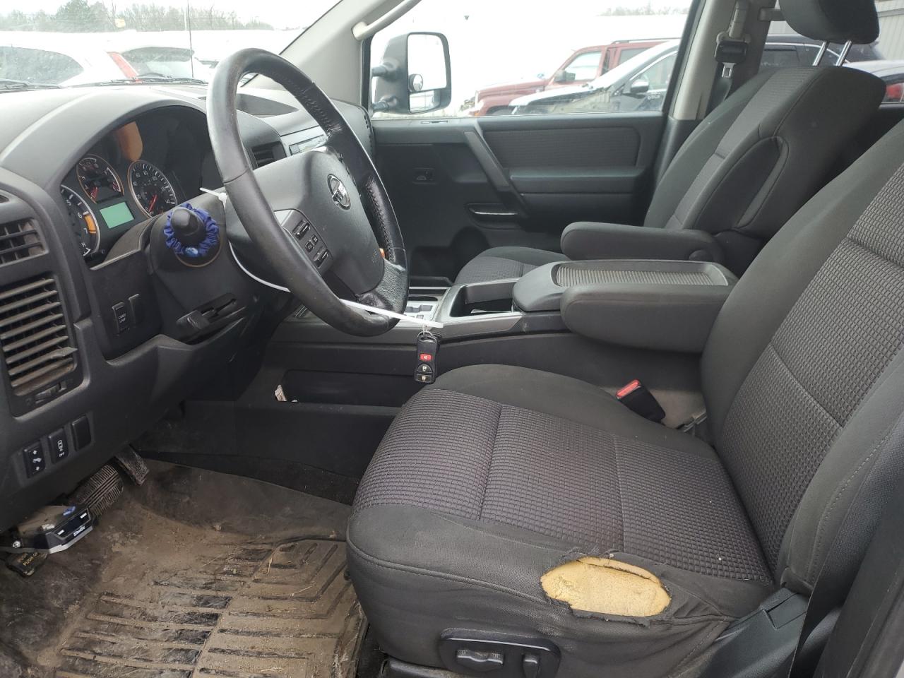 Photo 6 VIN: 1N6AA0EC6BN309754 - NISSAN TITAN 