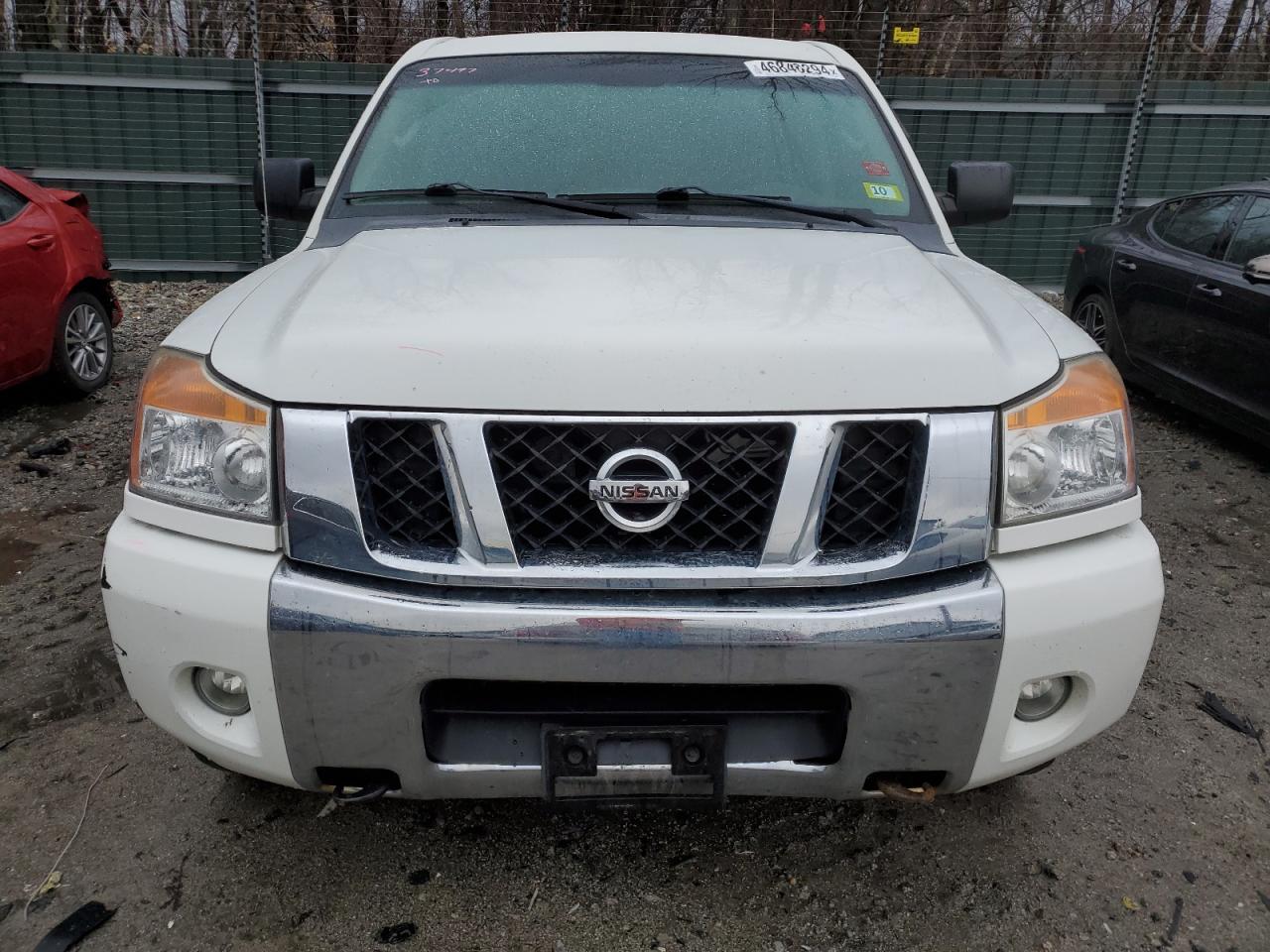 Photo 4 VIN: 1N6AA0EC6BN325405 - NISSAN TITAN 