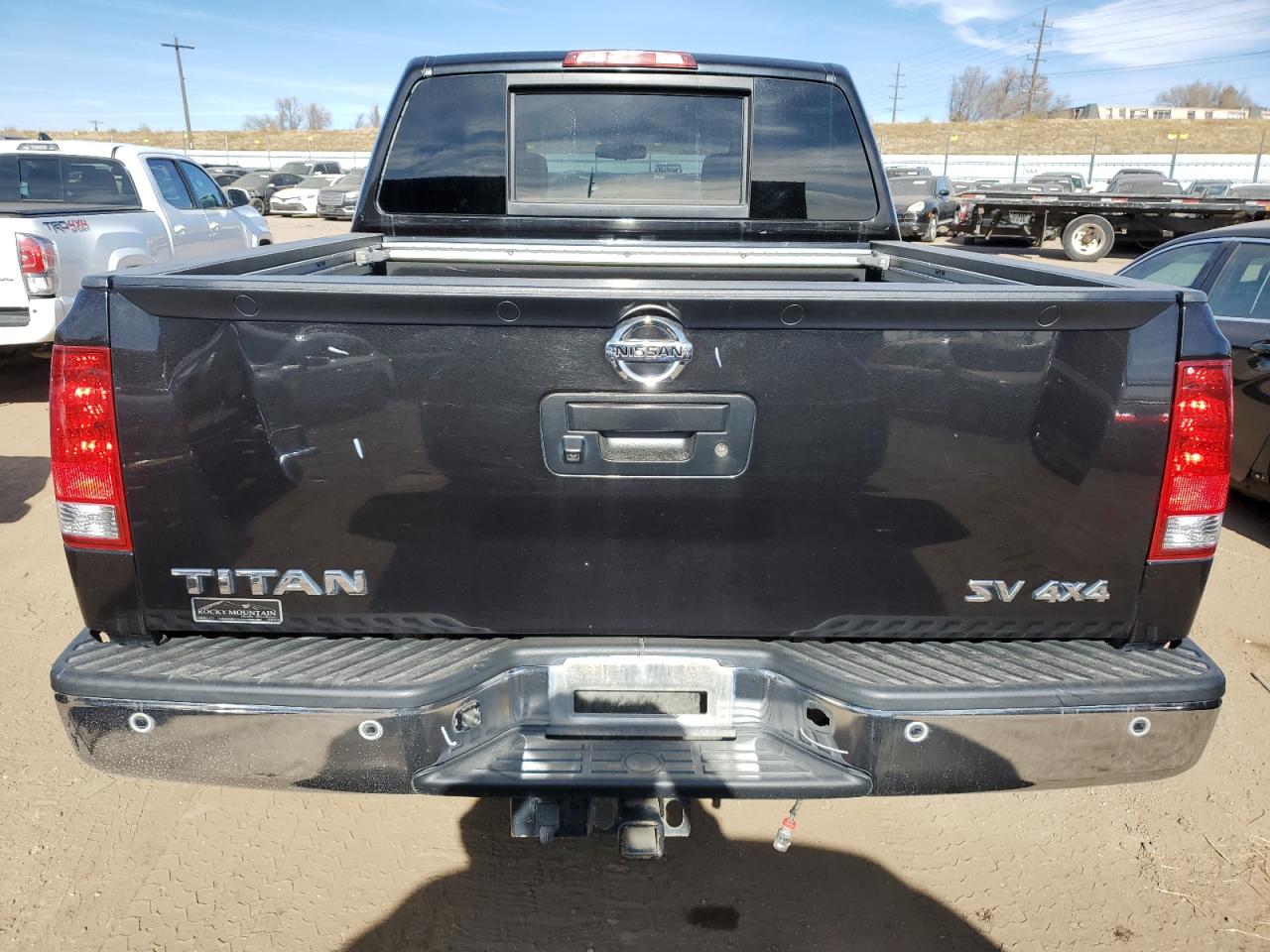 Photo 5 VIN: 1N6AA0EC6EN512633 - NISSAN TITAN 