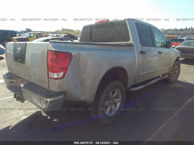 Photo 3 VIN: 1N6AA0EC7AN320731 - NISSAN TITAN 