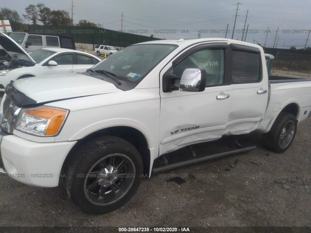 Photo 5 VIN: 1N6AA0EC7BN304935 - NISSAN TITAN 