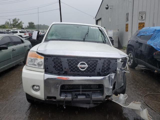 Photo 4 VIN: 1N6AA0EC7DN303724 - NISSAN TITAN S 