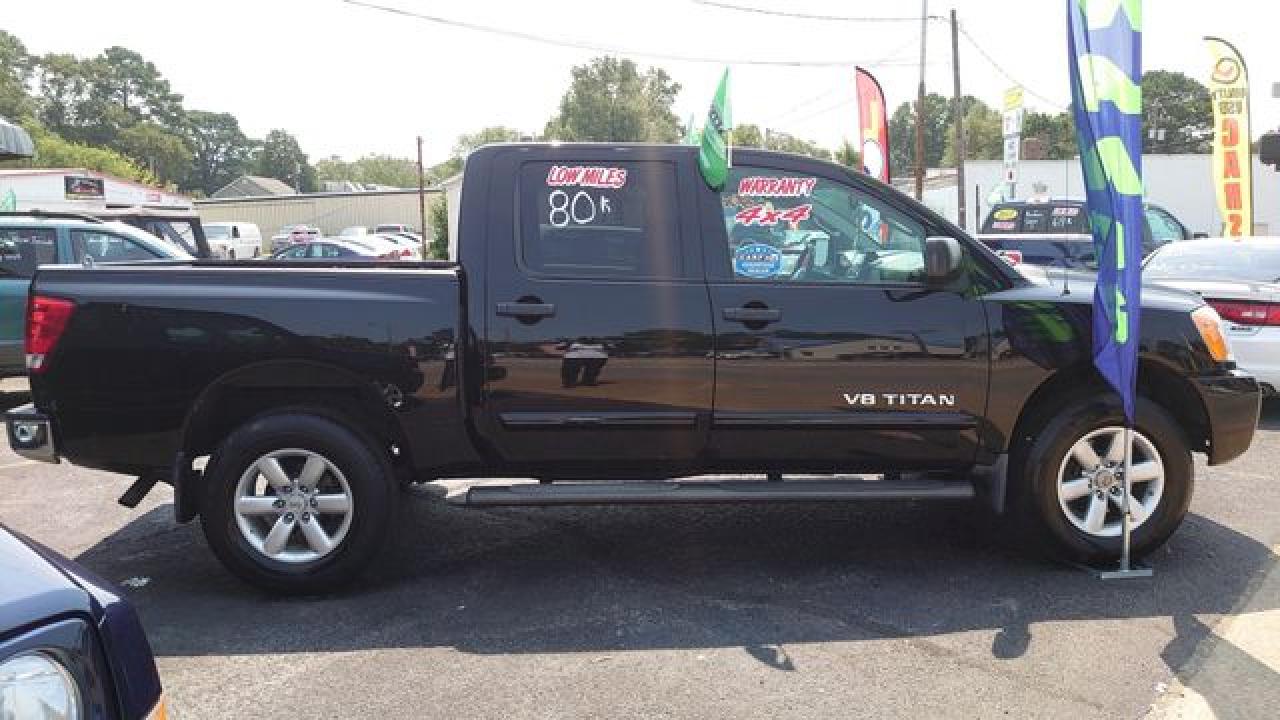 Photo 3 VIN: 1N6AA0EC7EN514701 - NISSAN TITAN 