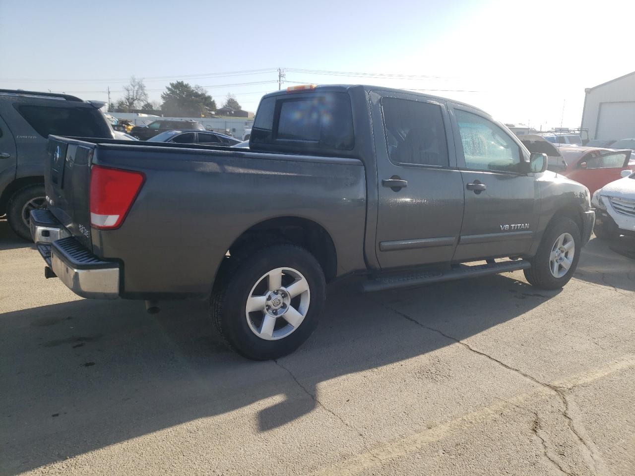 Photo 2 VIN: 1N6AA0EC8AN326036 - NISSAN TITAN 