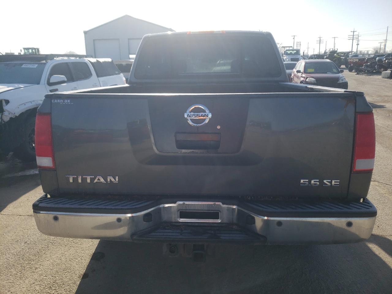 Photo 5 VIN: 1N6AA0EC8AN326036 - NISSAN TITAN 