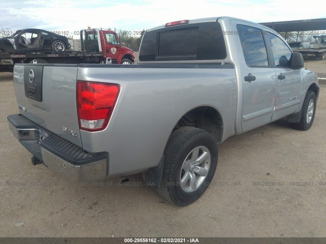 Photo 3 VIN: 1N6AA0EC8BN309304 - NISSAN TITAN 