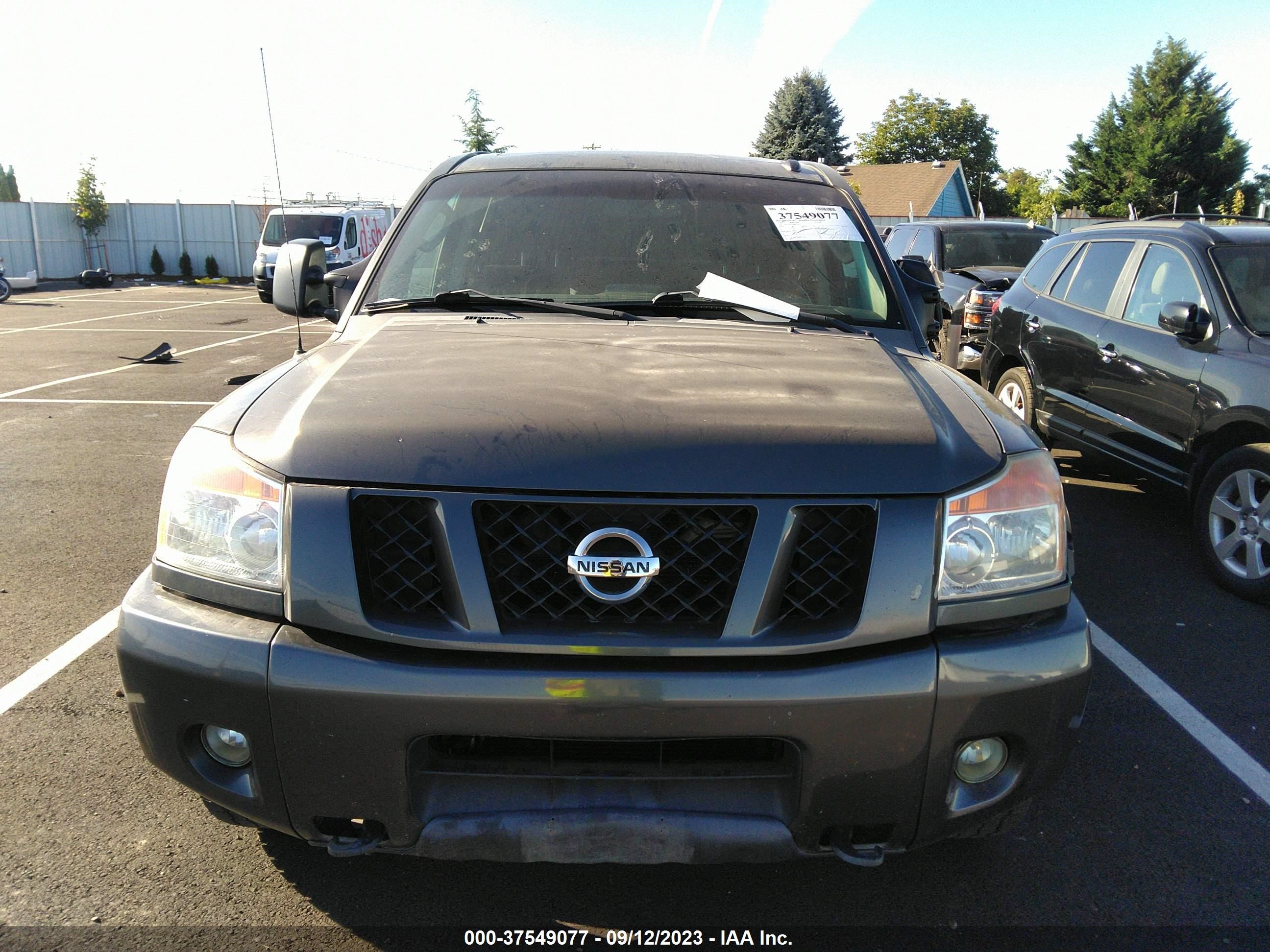 Photo 5 VIN: 1N6AA0EC8BN318276 - NISSAN TITAN 