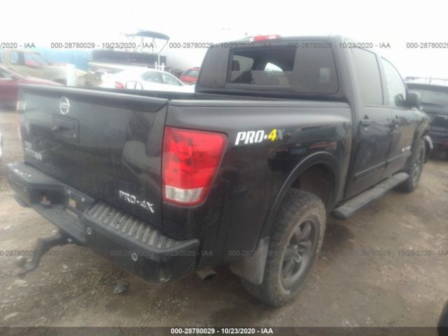 Photo 3 VIN: 1N6AA0EC9DN300064 - NISSAN TITAN 