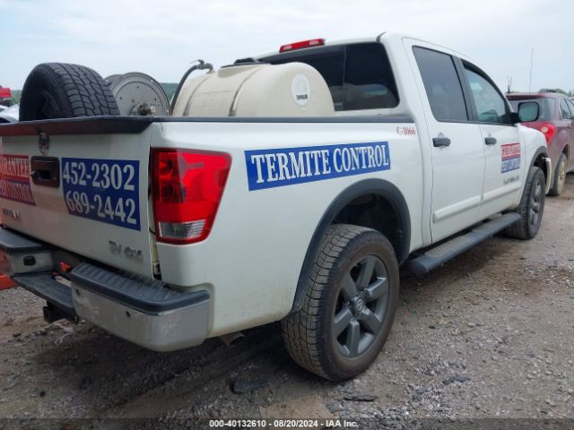 Photo 3 VIN: 1N6AA0EC9FN515172 - NISSAN TITAN 