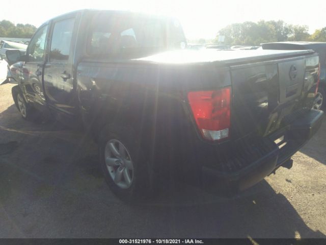 Photo 2 VIN: 1N6AA0ECXAN320982 - NISSAN TITAN 