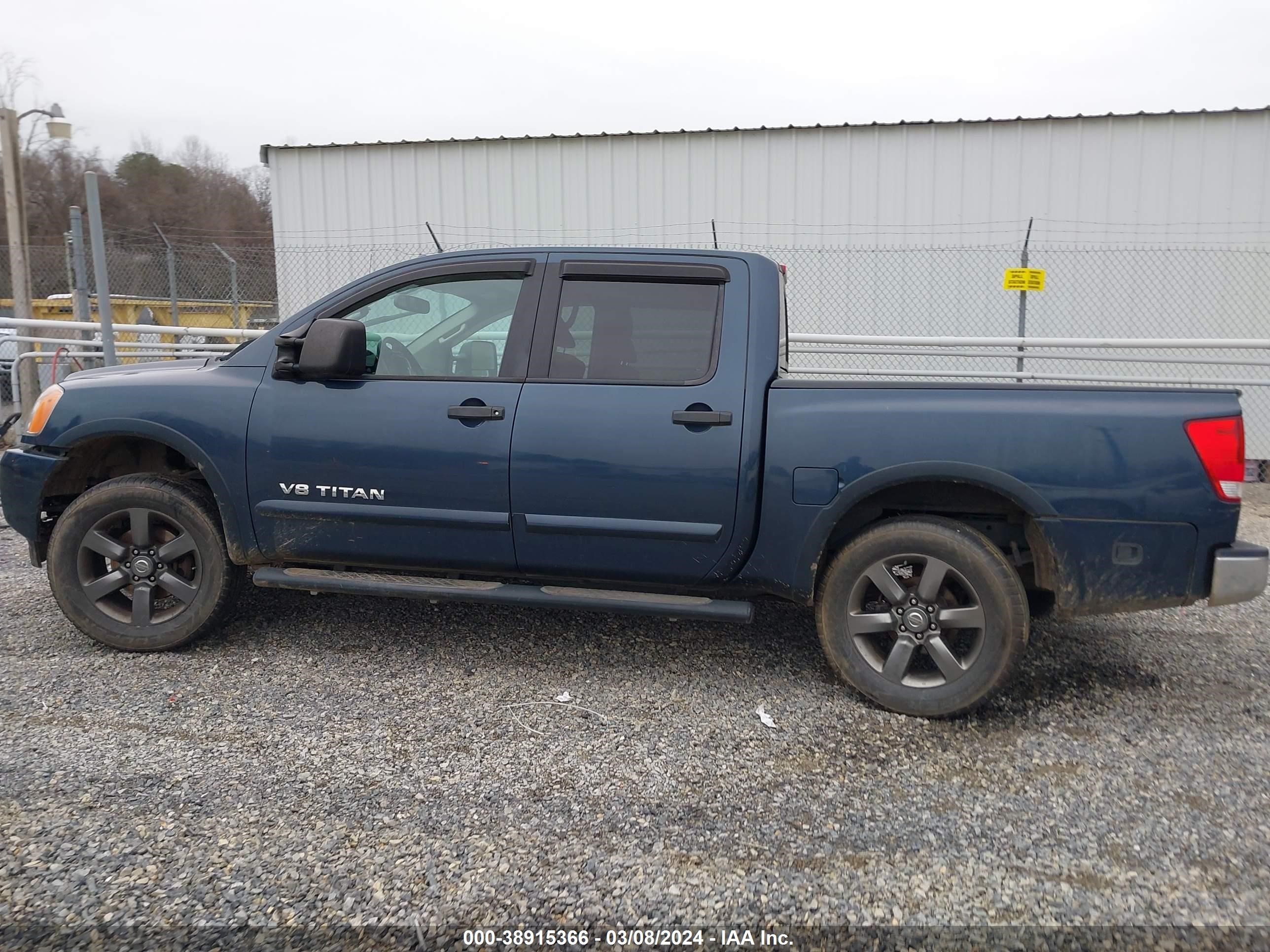 Photo 13 VIN: 1N6AA0ECXFN515200 - NISSAN TITAN 