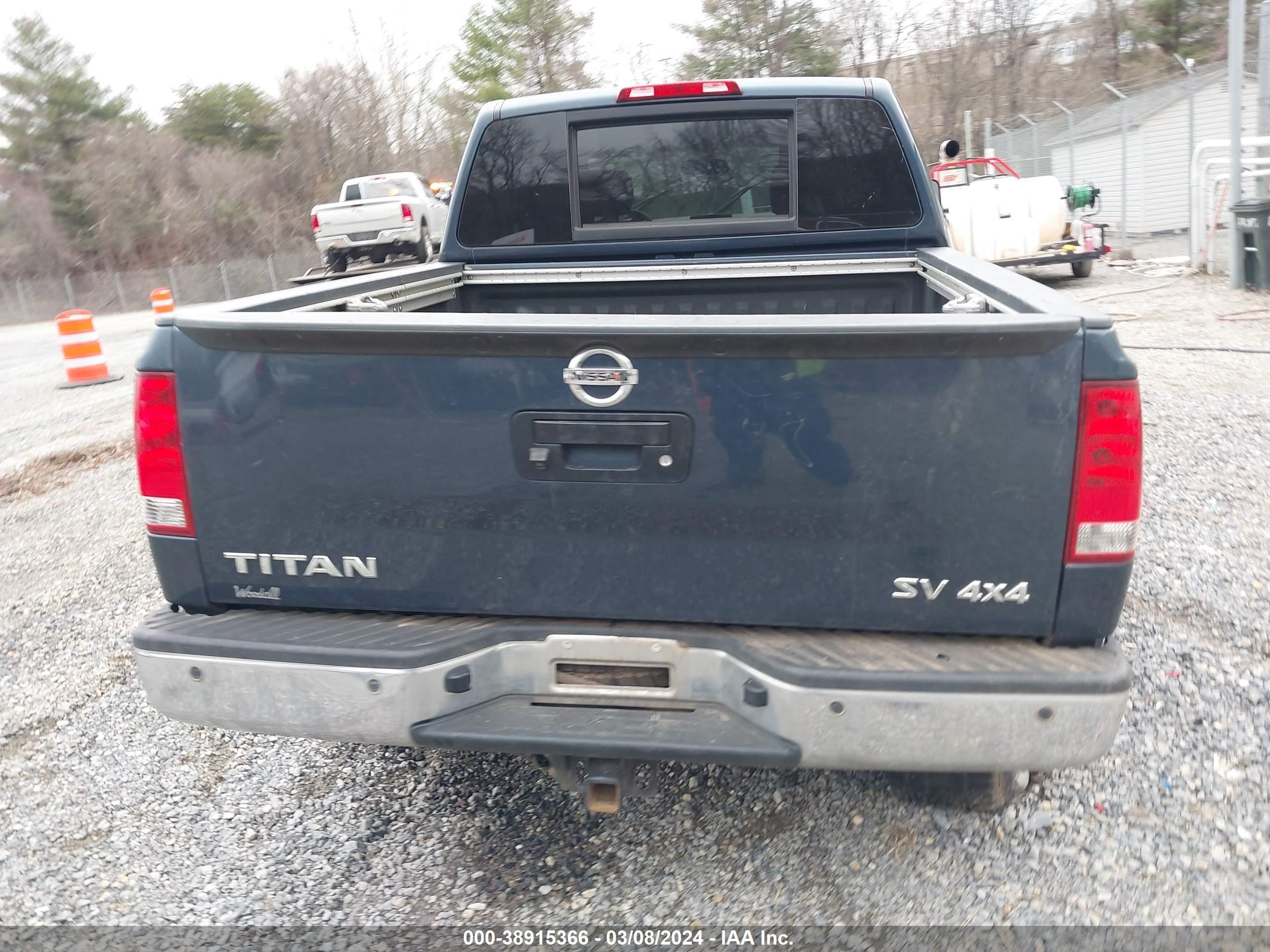 Photo 15 VIN: 1N6AA0ECXFN515200 - NISSAN TITAN 