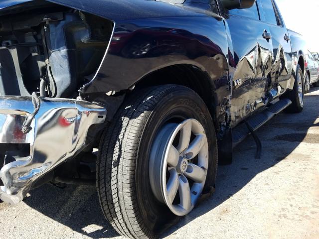 Photo 8 VIN: 1N6AA0ED0AN302547 - NISSAN TITAN XE 