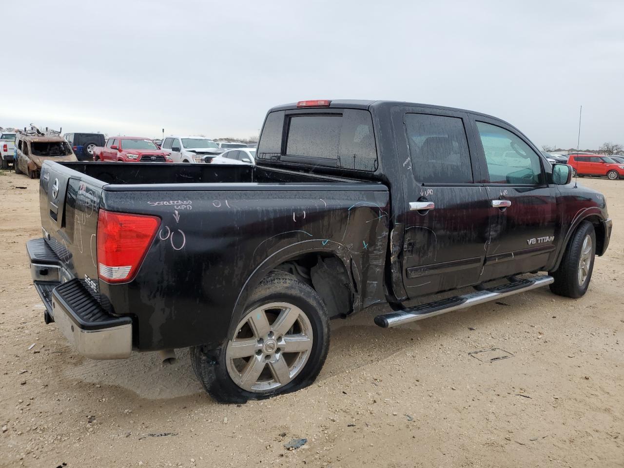 Photo 2 VIN: 1N6AA0ED3AN325644 - NISSAN TITAN 