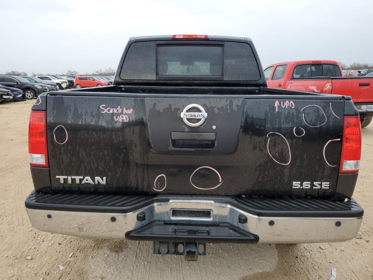 Photo 5 VIN: 1N6AA0ED3AN325644 - NISSAN TITAN 