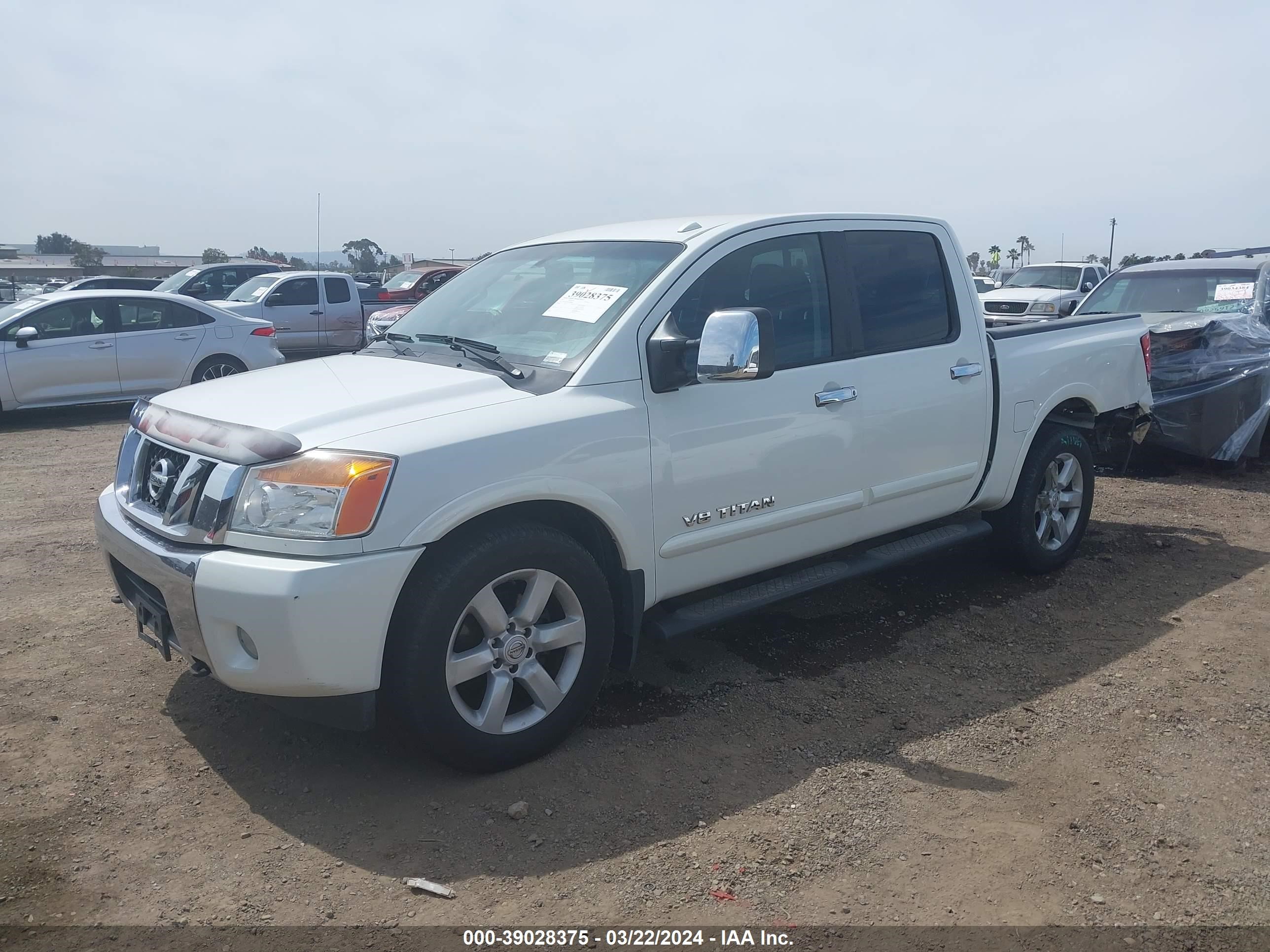 Photo 1 VIN: 1N6AA0ED3FN504953 - NISSAN TITAN 