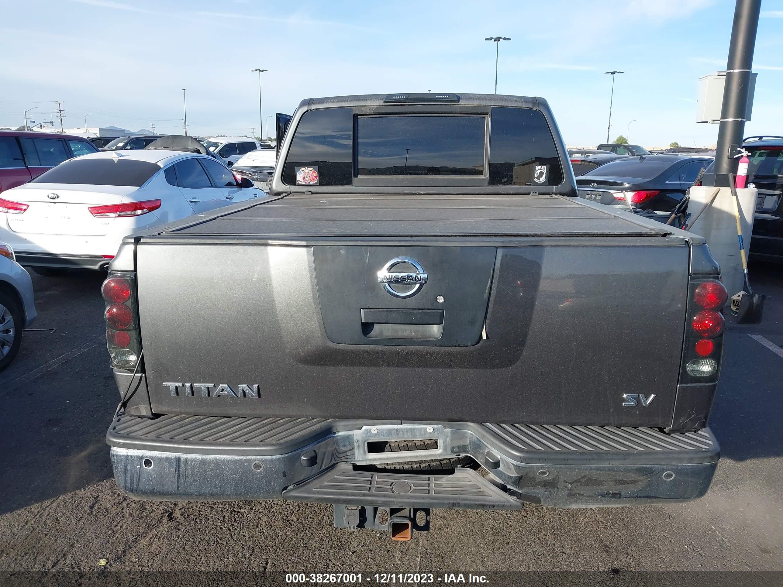 Photo 15 VIN: 1N6AA0ED5BN316316 - NISSAN TITAN 