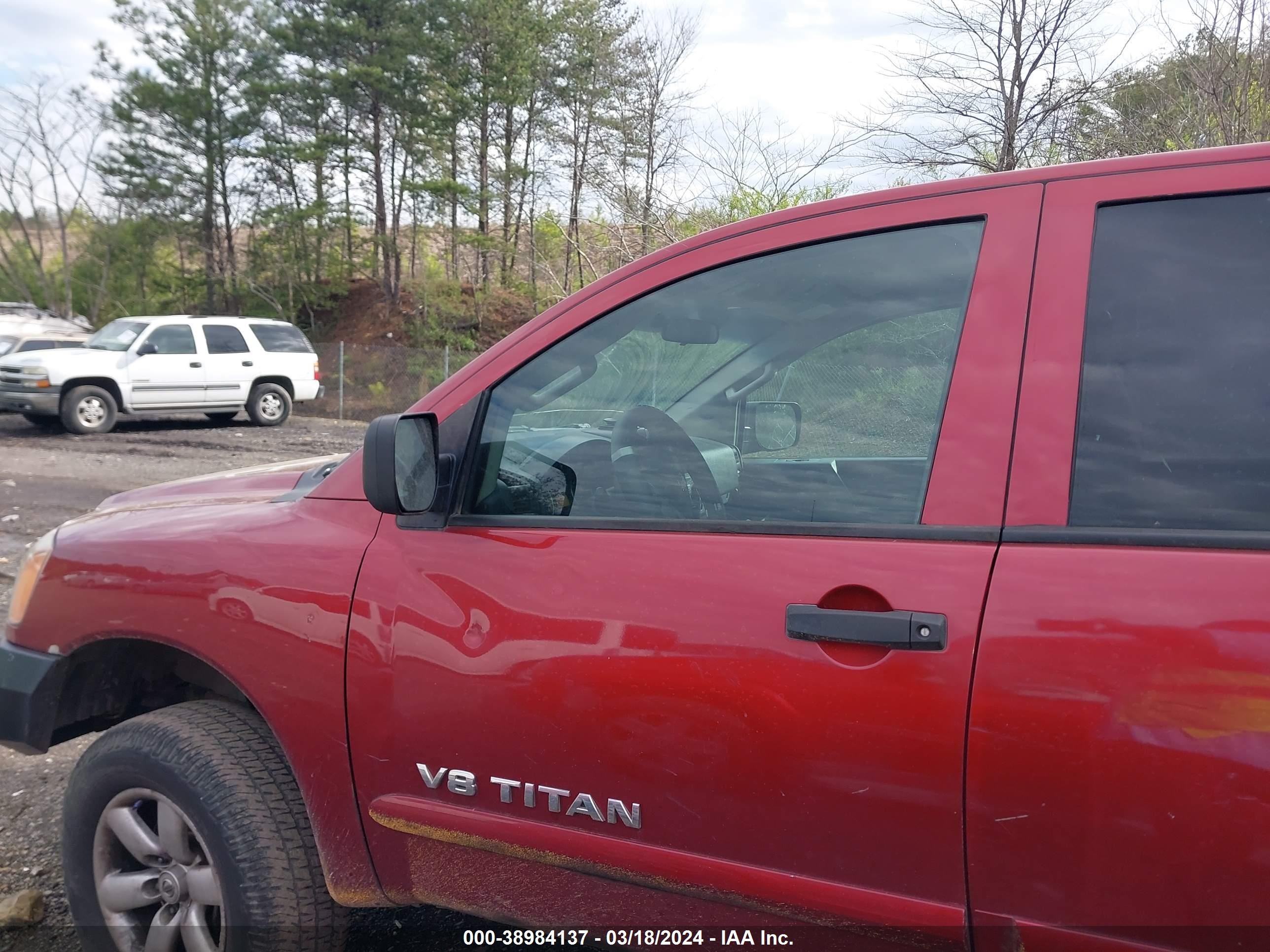 Photo 13 VIN: 1N6AA0EJ1DN302163 - NISSAN TITAN 