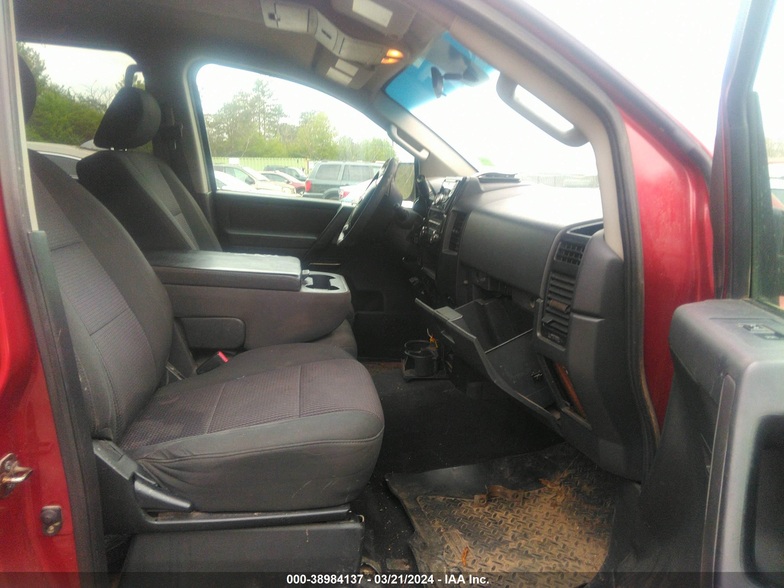 Photo 4 VIN: 1N6AA0EJ1DN302163 - NISSAN TITAN 