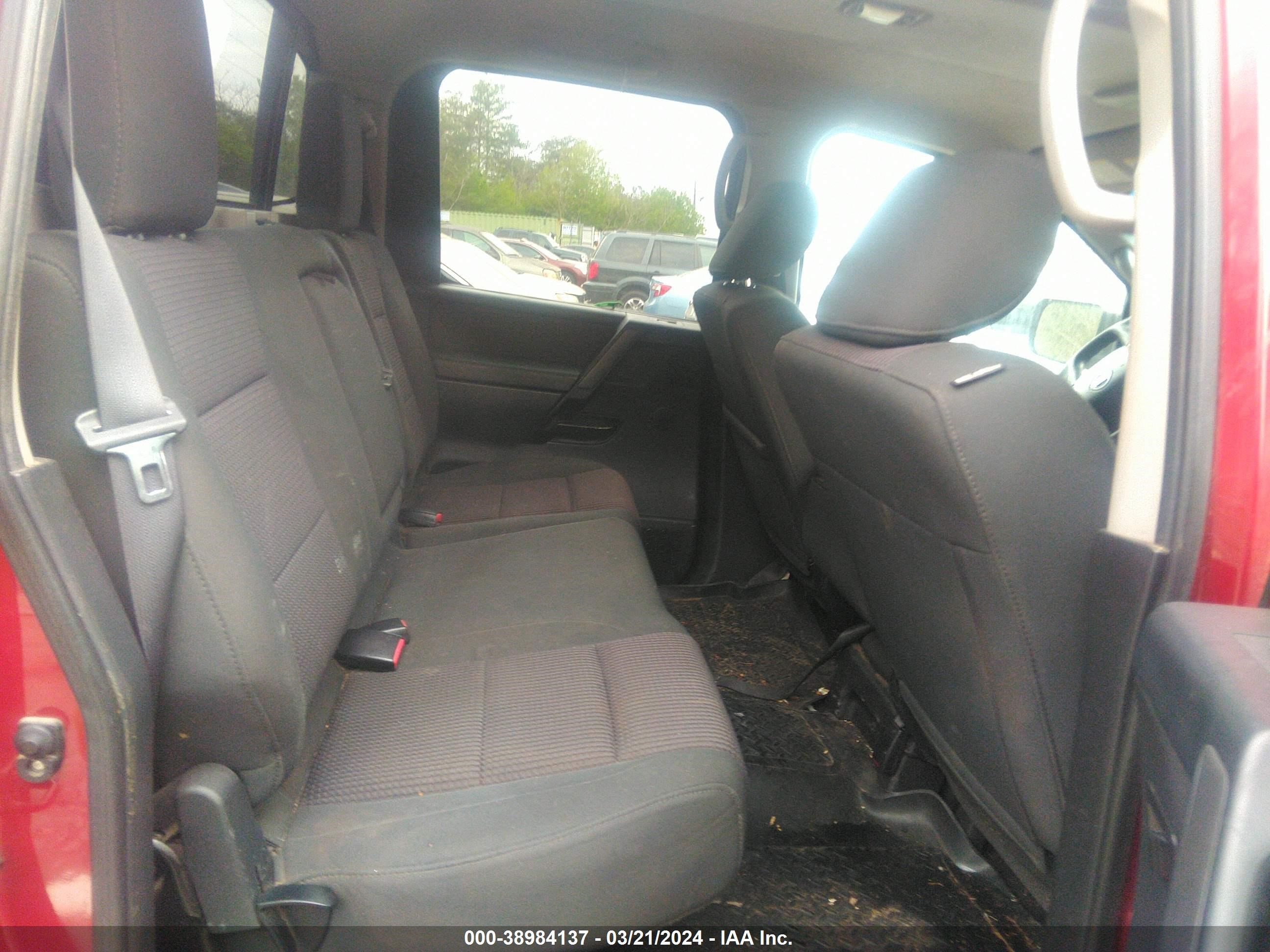 Photo 7 VIN: 1N6AA0EJ1DN302163 - NISSAN TITAN 