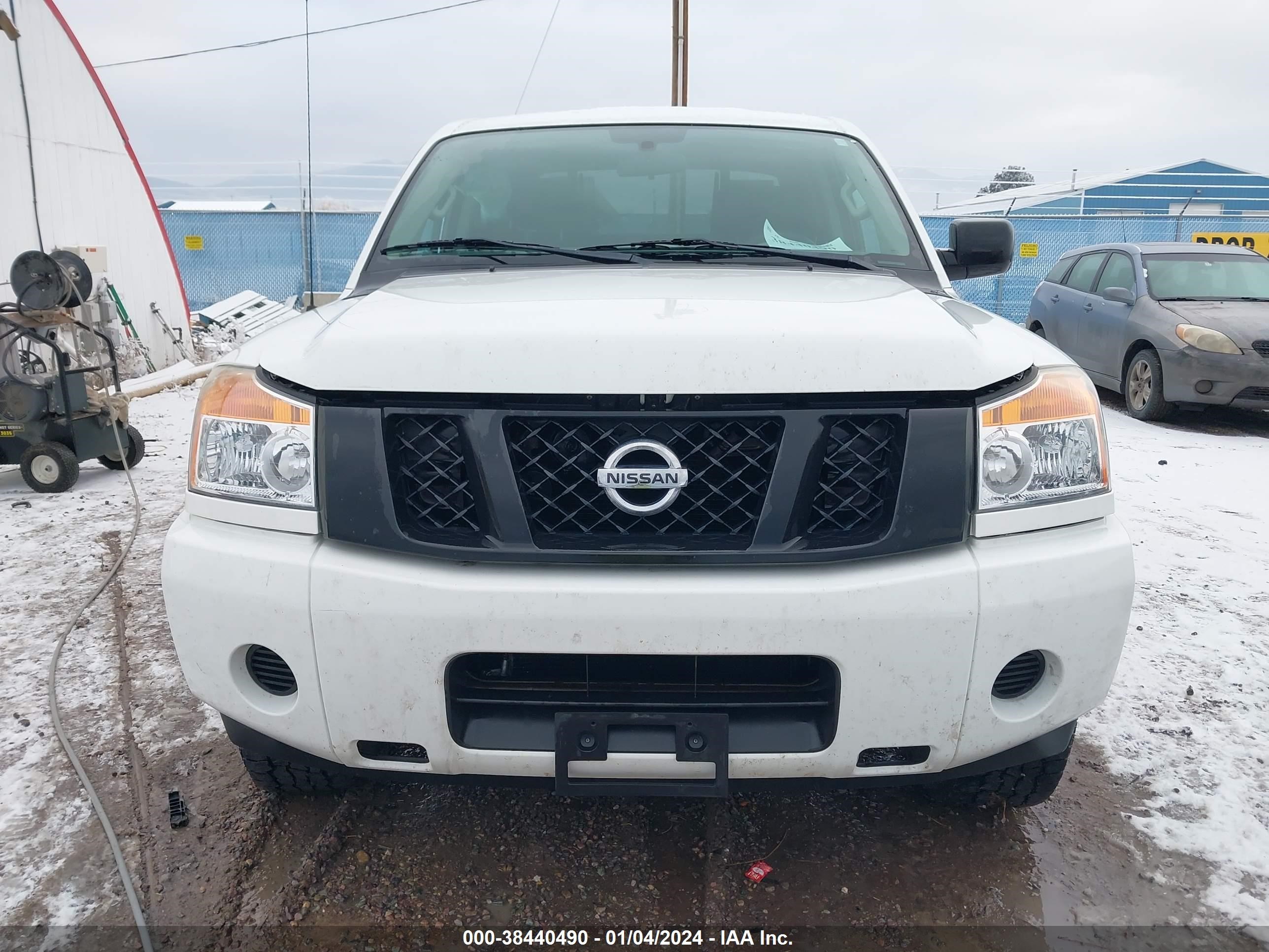 Photo 12 VIN: 1N6AA0EJ2FN513097 - NISSAN TITAN 